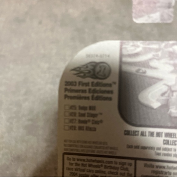 Hot wheels first edition collectors 2004 has  40 th made new in box - Picture 4 of 7